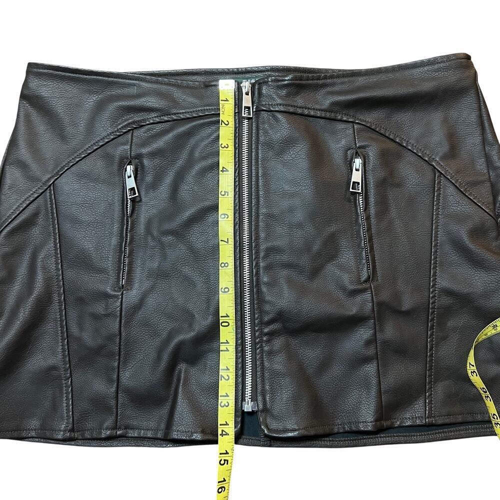 Wild Fable Dark Brown Faux Leather Mini Skirt Size Large - Picture 6 of 6